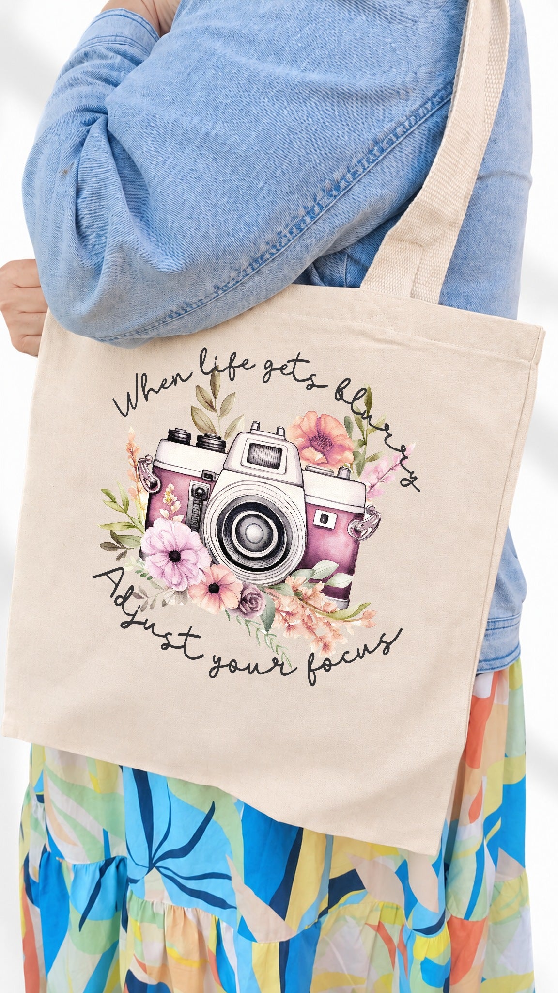 Adjust Your Focus tote bag - carried on the shoulder